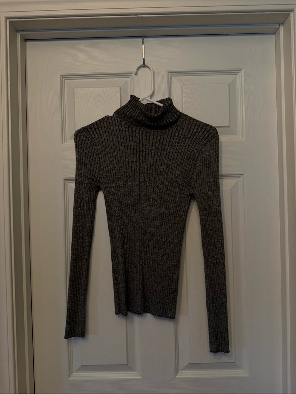 Express Ribbed Turtleneck Sweater - Charcoal